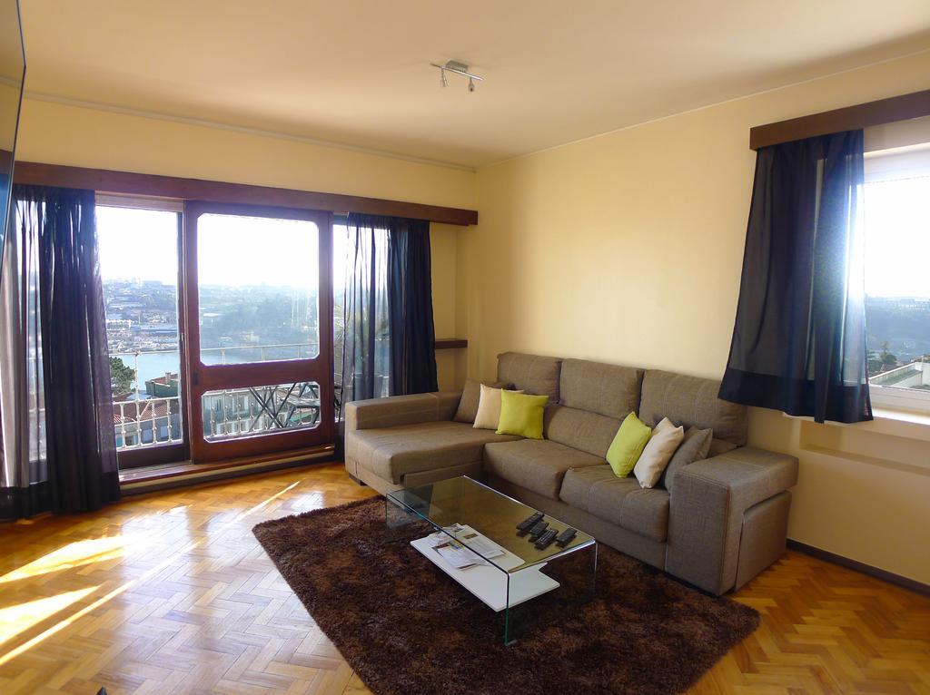 Lv Premier Apartments Clerigos- Re1 Порто Стая снимка